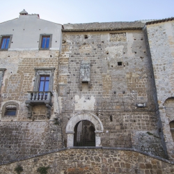 Accesso del Castello degli Anguillara