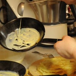 Pastella dei Frittelloni nelle Padelle