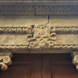 Stemma con aquila dei Prefetti Vico